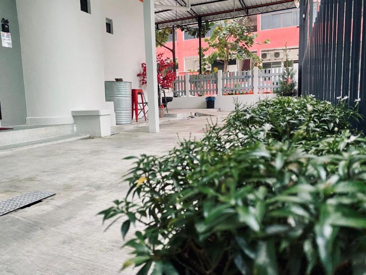 Ardour Lodge "A" Wing Tanjung Bungah  Exterior photo