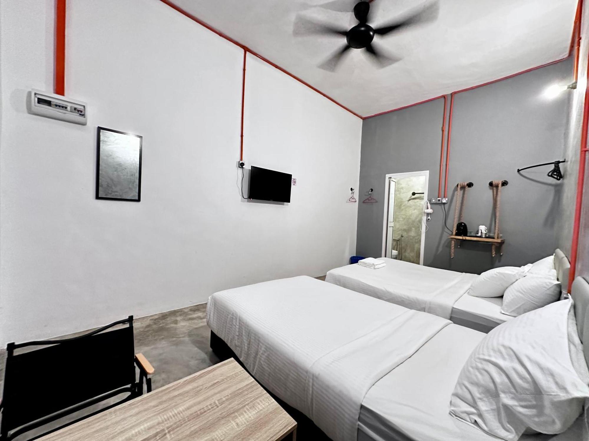 Ardour Lodge "A" Wing Tanjung Bungah  Exterior photo